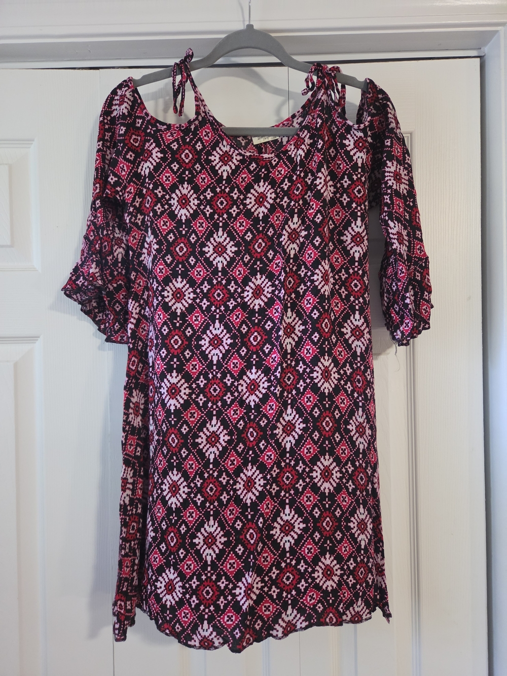Lourdes Trigo Made In Cuba Cold-Shoulder Geometric Print Dress Size M